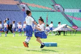 科尔提前认输！库里三分命中率低迷勇士难逃附加赛魔咒